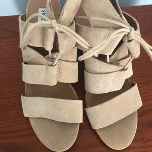 Tan Sandal NEW! Off the rack !